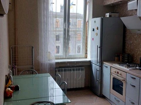 квартира за адресою майдан Конституції пл., 2/2