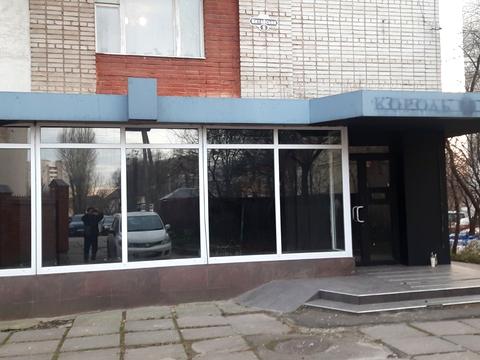 комерційна за адресою Китайська вул., 8