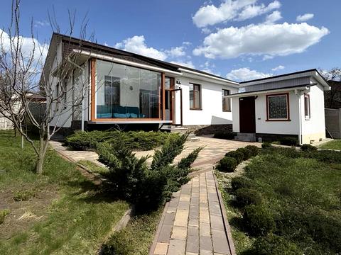 будинок за адресою 23 Серпня вул.