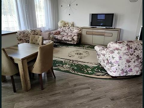 будинок за адресою 23 Серпня вул.