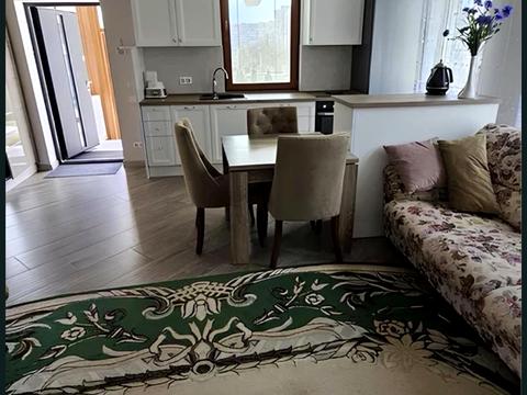 будинок за адресою 23 Серпня вул.