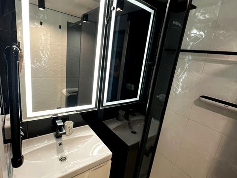 квартира за адресою Олександра Довженка вул., 3