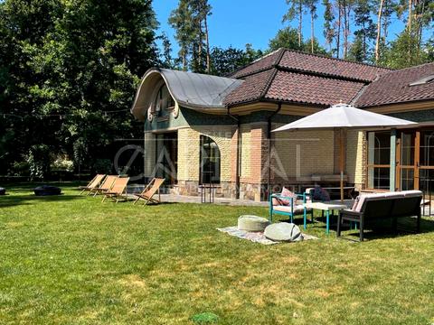 дом по адресу Бучанський