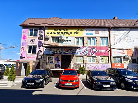 комерційна за адресою Привокзальний майдан пл., 1