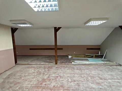 комерційна за адресою Привокзальний майдан пл., 1