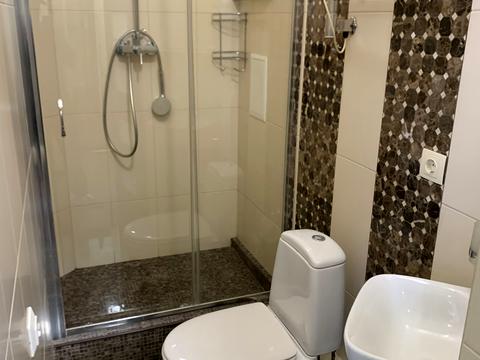 квартира за адресою Василя Тютюнника вул. (Анрі Барбюса), 37/1