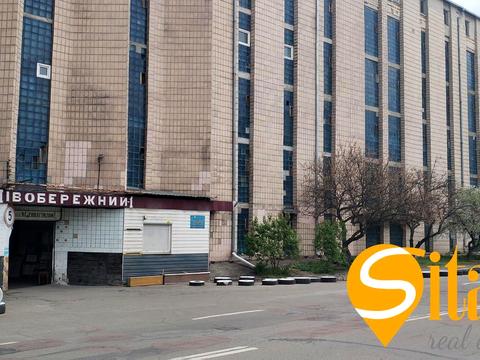 паркомісце за адресою Пантелеймона Куліша вул. (Челябінська), 2