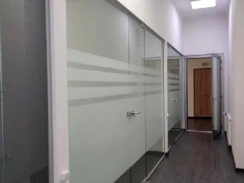 коммерческая по адресу Музейний пер., 4