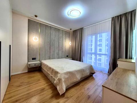 квартира за адресою Михайла Максимовича вул. (Онуфрія Трутенка), 26-Д