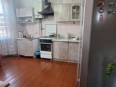 будинок за адресою Центральна