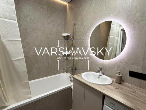 квартира за адресою Олександра Олеся вул., 8/17