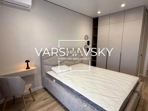 квартира за адресою Олександра Олеся вул., 8/17