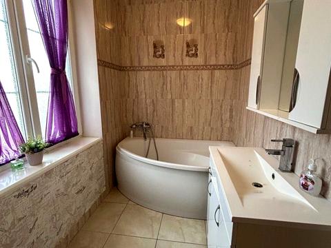 будинок за адресою 10-та Лінія вул.