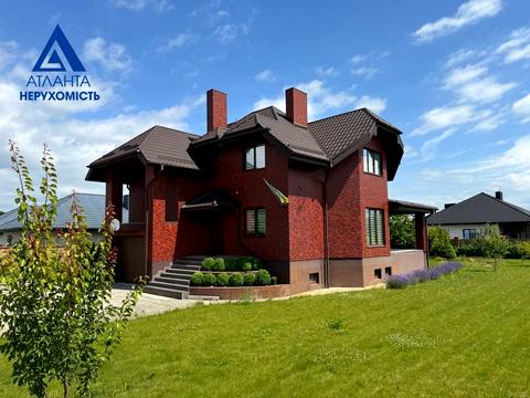 будинок за адресою НАБЕРЕЖНА