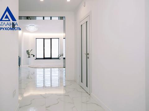 будинок за адресою НАБЕРЕЖНА