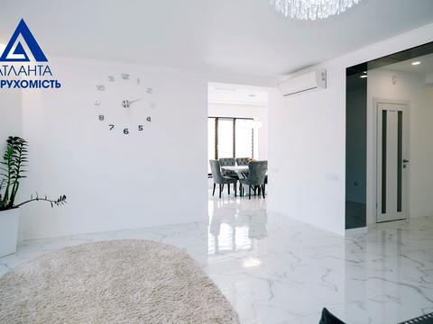 будинок за адресою НАБЕРЕЖНА