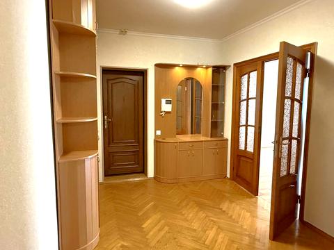 квартира по адресу Оболонский просп., 22-В