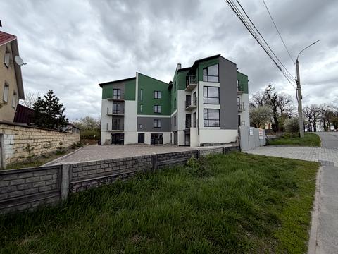 коммерческая по адресу 8-го Марта ул., 61