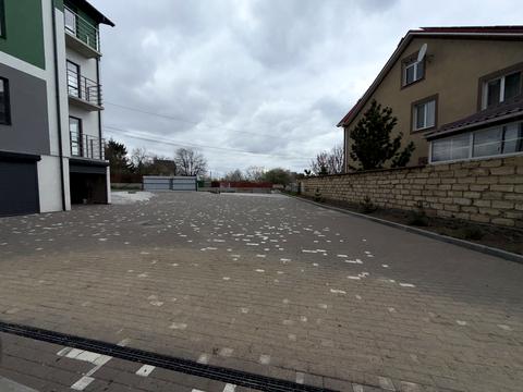 коммерческая по адресу 8-го Марта ул., 61