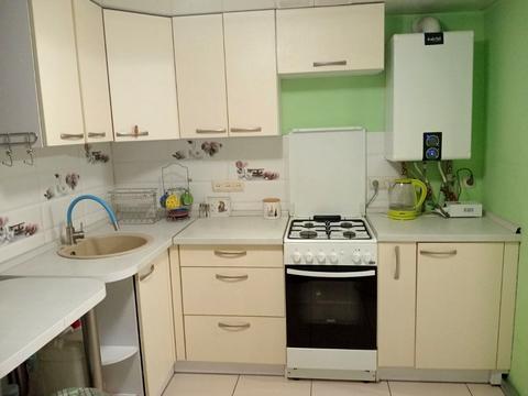 будинок за адресою Михайла Комарова вул.