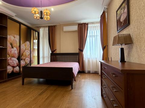 квартира по адресу Леси Украинки бульв., 7-Б