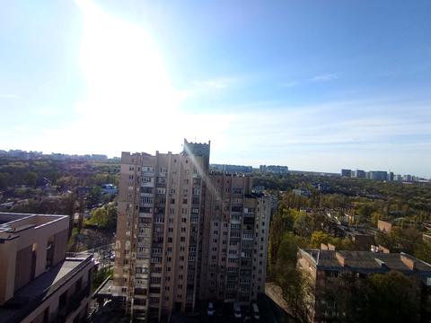 квартира за адресою Вавилових вул., 11