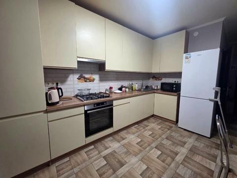 квартира по адресу Степана Бандери ул., 23