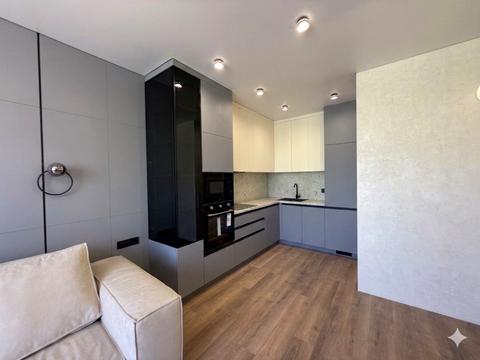 квартира за адресою Причальна вул., 8