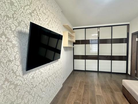 квартира за адресою Анни Ахматової вул., 22