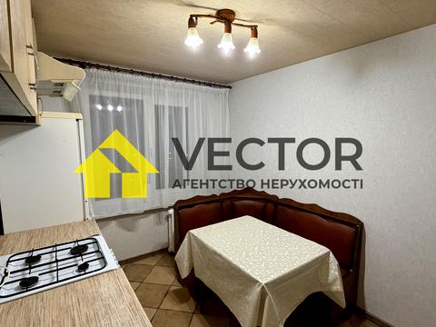 квартира за адресою Миру вул., 7