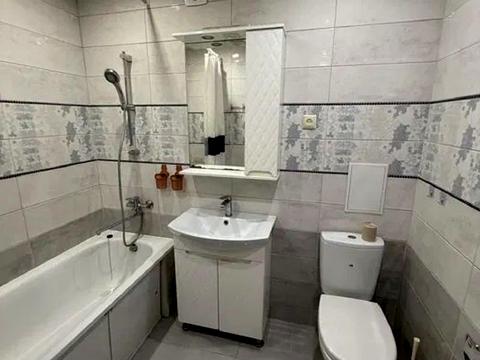 квартира за адресою Боровиковського бульв., 2/4