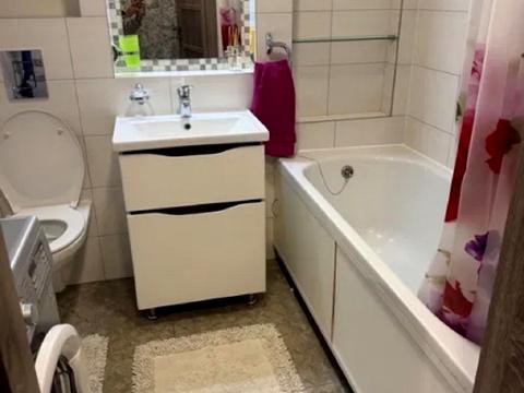 квартира по адресу Квартальна ул. (Гладкова), 12