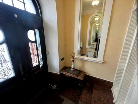 коммерческая по адресу Марка Кропивницького, 9