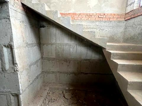 будинок за адресою Крушеницької, 25