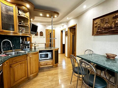 квартира за адресою Івана Пулюя вул., 1