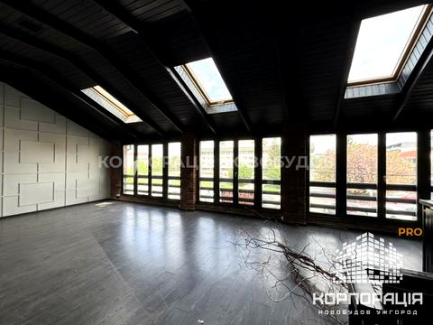 комерційна за адресою Івана Чендея вул., 5-А