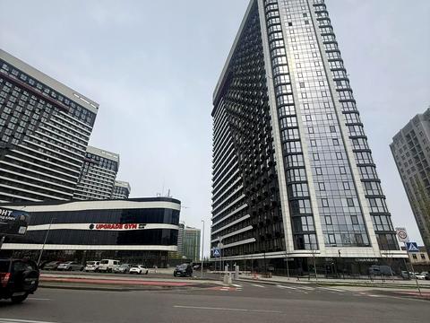квартира за адресою Причальна вул., 14