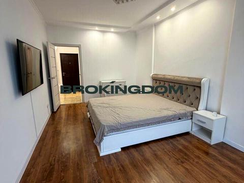 квартира по адресу Ивана Крамского ул., 9