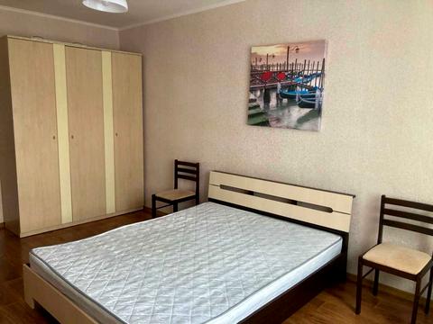 квартира по адресу Івана Кавалерідзе ул., 3