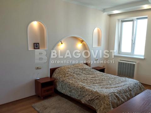 квартира по адресу Анны Ахматовой ул., 13-Б