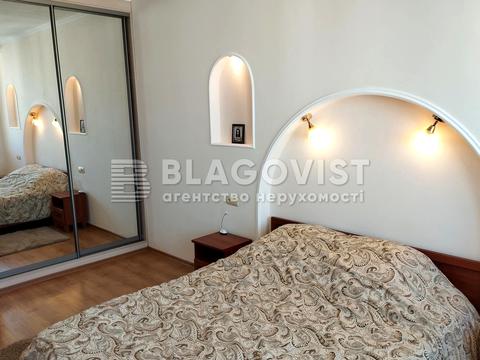 квартира по адресу Анны Ахматовой ул., 13-Б