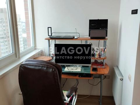 квартира по адресу Анны Ахматовой ул., 13-Б