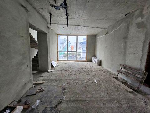 дом по адресу Стебницкая ул.