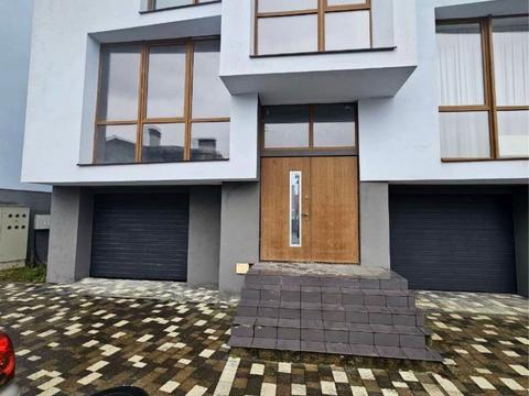 дом по адресу Стебницкая ул.