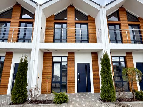 дом по адресу Пухівська