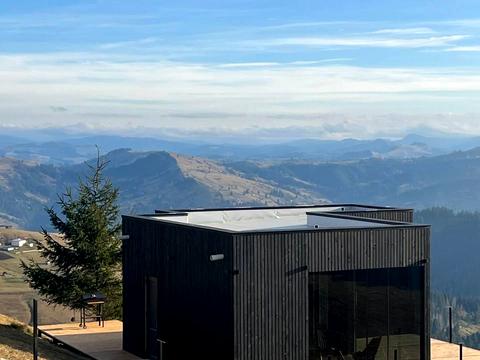 будинок за адресою Степана Бандери вул.