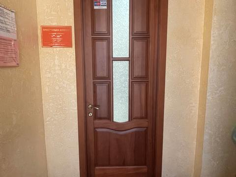 комерційна за адресою Пастера вул., 44