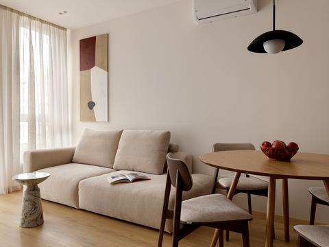 квартира по адресу Киев, Салютная ул., (Будинок 02301-02303)