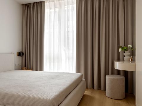 квартира по адресу Киев, Салютная ул., (Будинок 02301-02303)