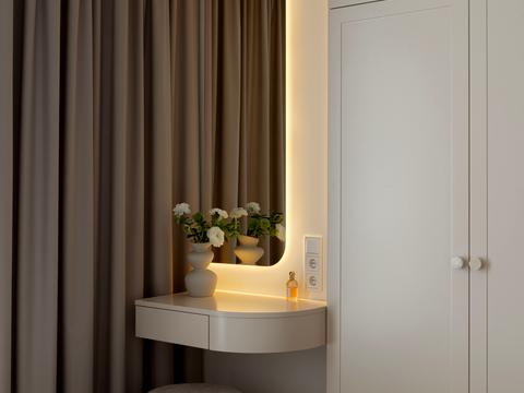 квартира по адресу Киев, Салютная ул., (Будинок 02301-02303)